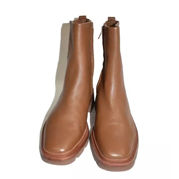 $450 Vince Remi Bootie LEATHER SLEEK CHUNKY WATER REPELLENT ZIP TAUPE 7.5 (MF22) - Picture 3 of 8